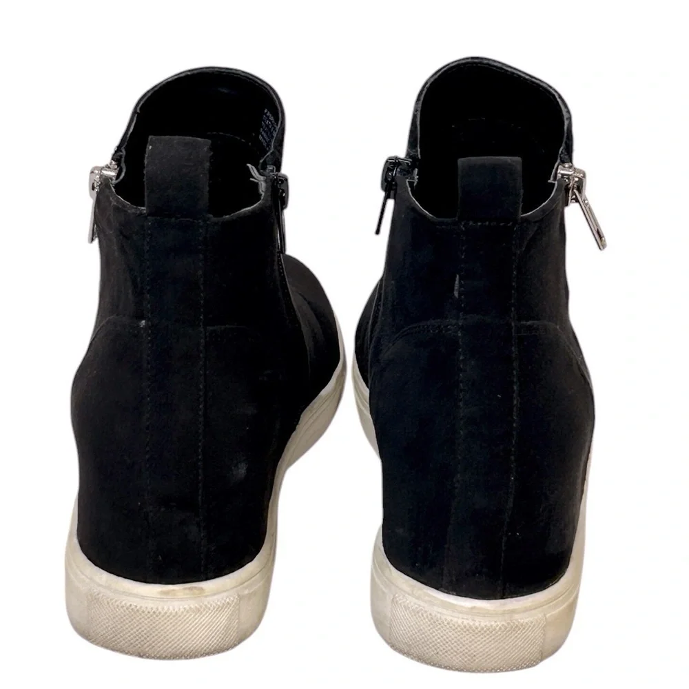 Madden Girl/Steve Madden Women's Piper Hidden Wedge Suede Blk Dress Sneakers EUC
